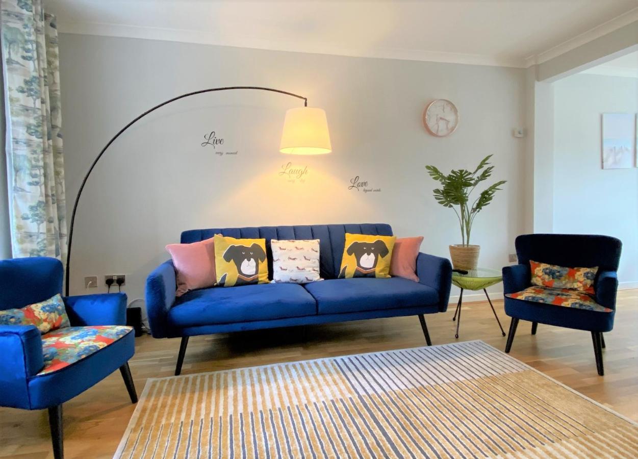 Redhill Town Centre 3 Bed House Near Gatwick Airport, Easy Commute To London Apartment Exterior foto